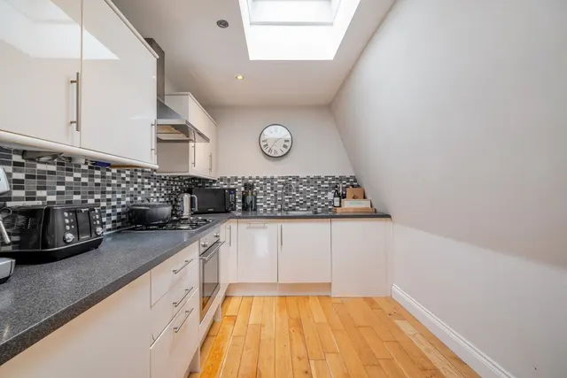 East Hill, Battersea, SW18, photo 3