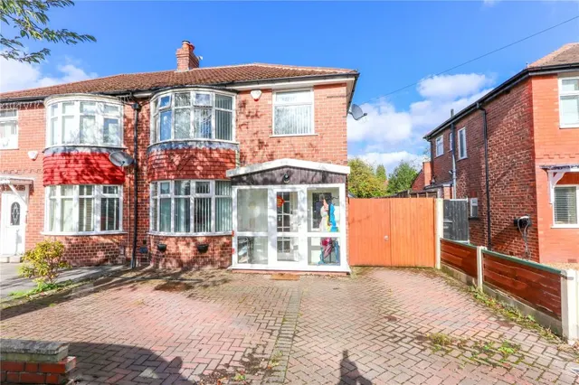 Palmer Avenue, Cheadle, photo 1