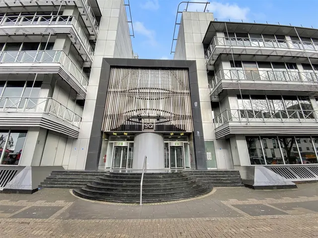 Staines Road, Hounslow, photo 1