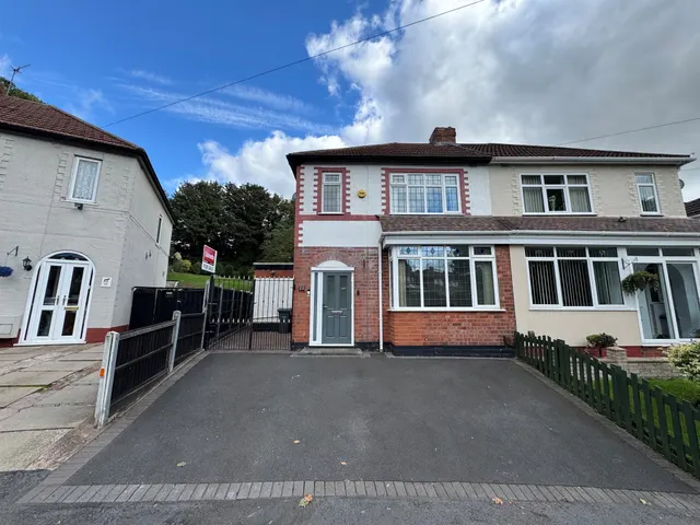 Blackberry Lane, Rowley Regis, B65, photo 1
