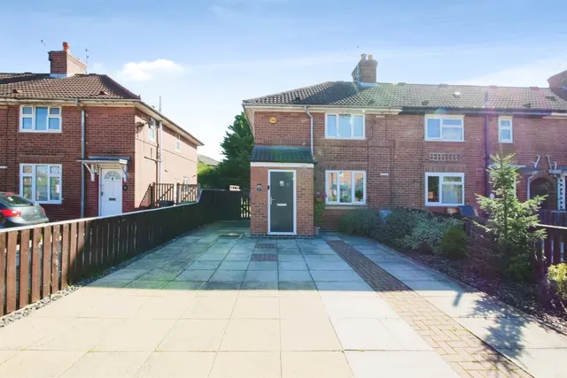 Middleham Avenue, York, photo 1