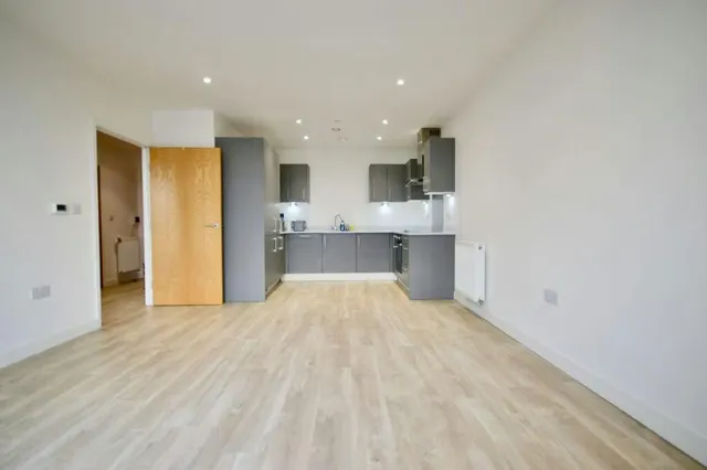 Photo 3 — Carlton Grove, Beasley House Carlton Grove, SE15