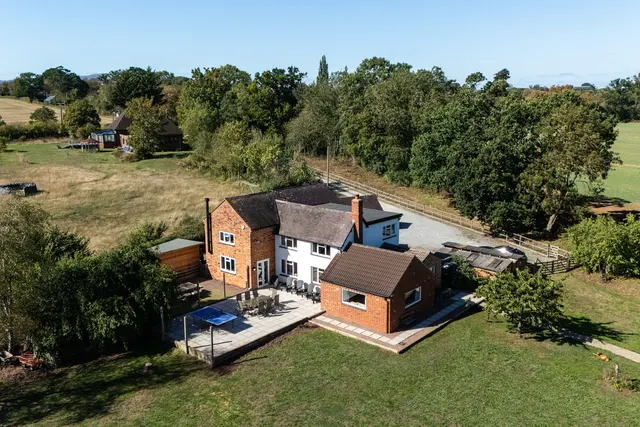 Worcester Road, Earls Croome, WR8, photo 1