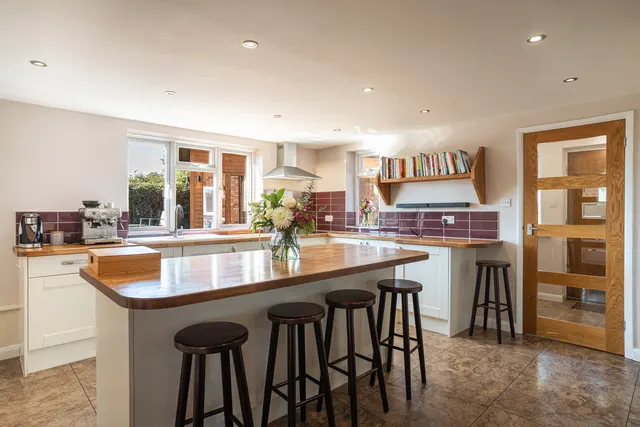 Worcester Road, Earls Croome, WR8, photo 3