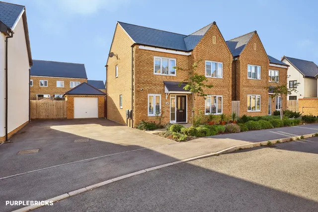 Payne Road, Sawtry, PE28, photo 2