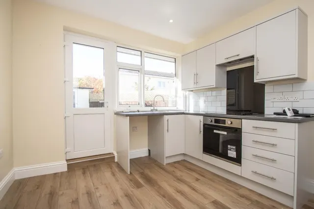 Hawthorn Crescent, Gilesgate, DH1, photo 3