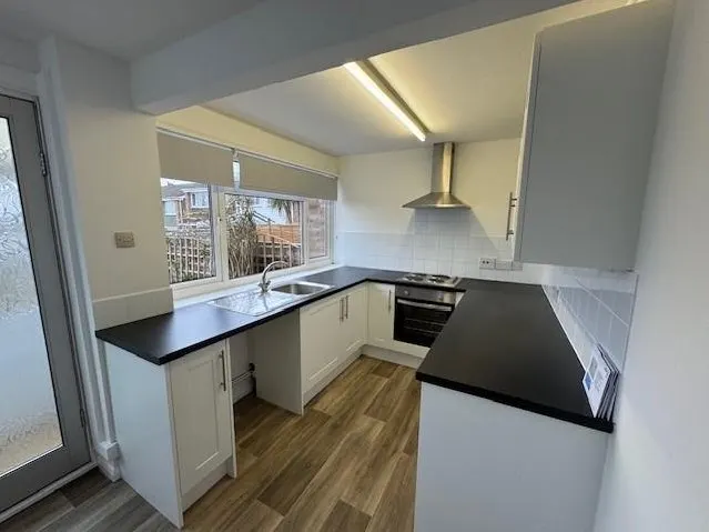 Pikes Crescent, Trull, TA1, photo 1