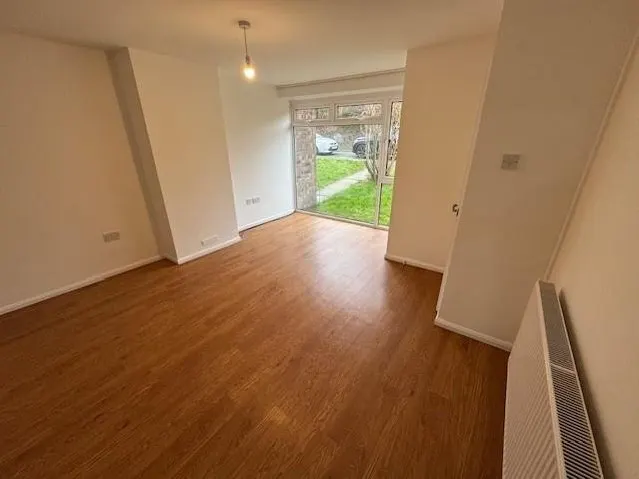Pikes Crescent, Trull, TA1, photo 2