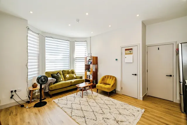 Shelley Road, Worthing, BN11, photo 3