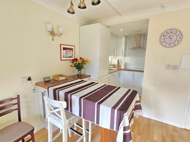 Groby Road, Altrincham, photo 3