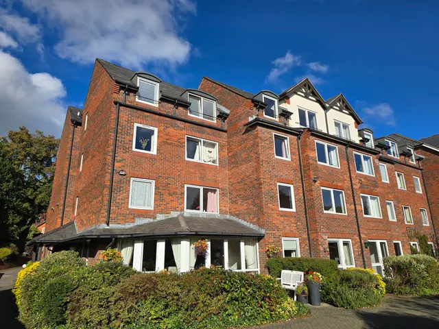 Groby Road, Altrincham, photo 1