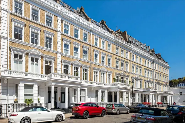 Manson Place, London, SW7, photo 1