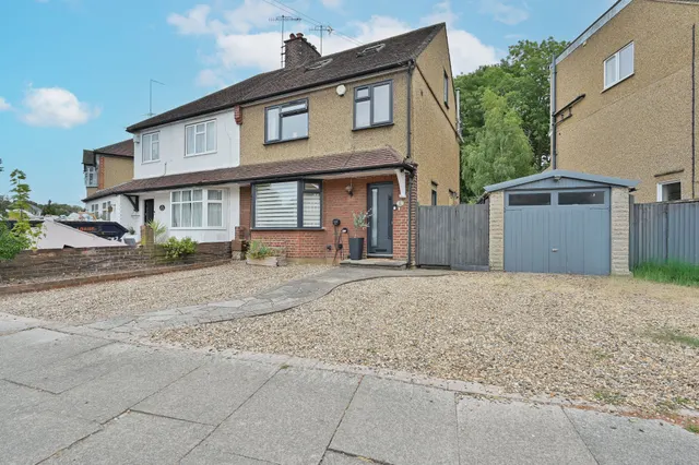 31 Gade Avenue, Watford, photo 1