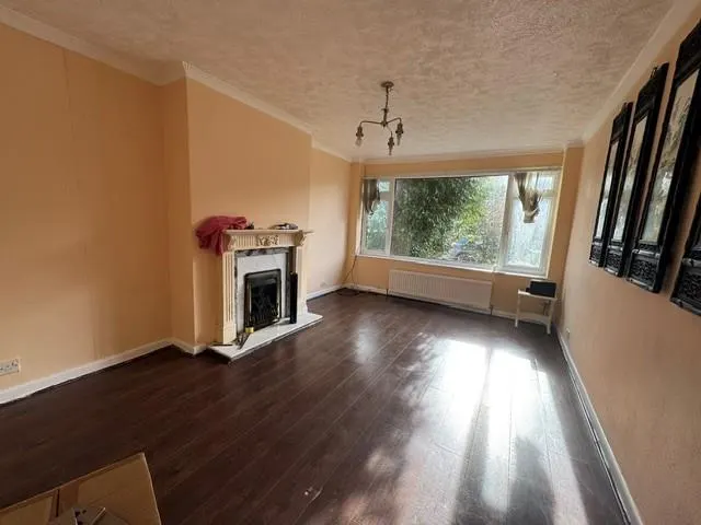 Motcombe Farm Road, Heald Green, photo 2