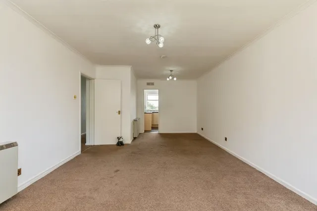 Chargrove, Yate, BS37, photo 3
