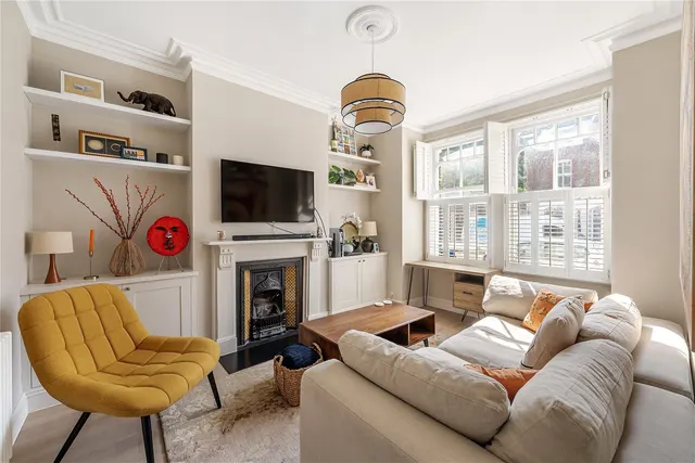 Hambalt Road, London, SW4, photo 1