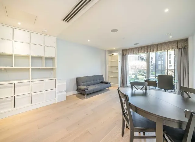 Central Avenue, Fulham, SW6, photo 2