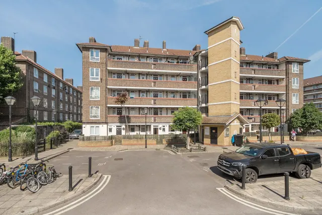 Browning Street, SE17, photo 1