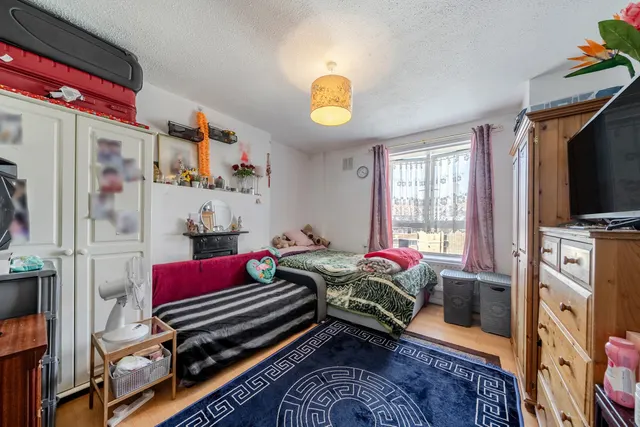 Photo 3 — Browning Street, SE17