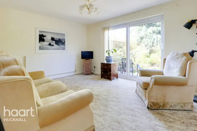 Beardall Street, Nottingham, NG15, photo 2