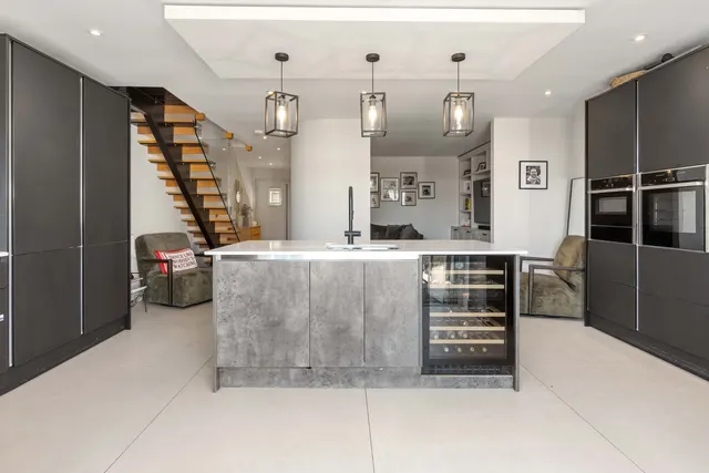 Beautiful Church Hall conversion into a stunning 3 bedroom home, photo 2