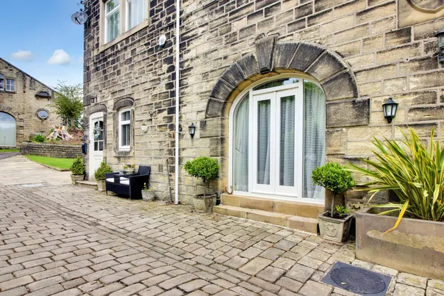 Midgley Road, Mytholmroyd, HX7, photo 3
