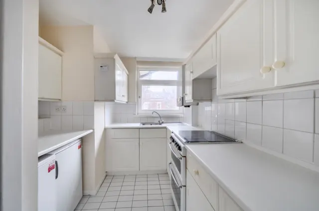Crouch Hall Road, Crouch End, N8, photo 3