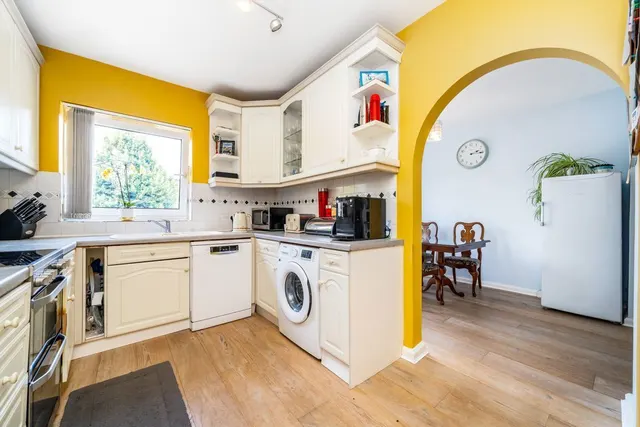 Crossway, W13, photo 3