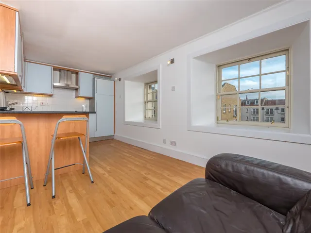Giles Street, Edinburgh, EH6, photo 1