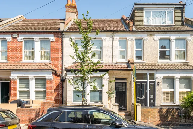 Top Floor Flat, 29 Hotham Road, London, photo 1
