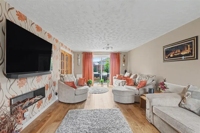 Fosbrooke Drive, Long Eaton, NG10, photo 2