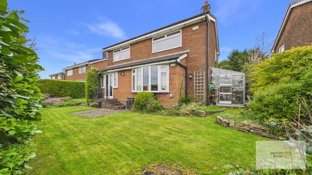 Sabden Close, Bury, BL9 5LR, photo 1
