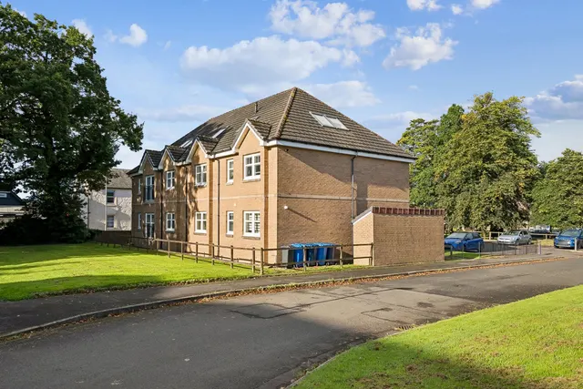 Park Terrace, Cardross, G82, photo 2