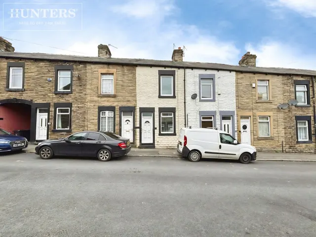 Blenheim Road, Barnsley, photo 1