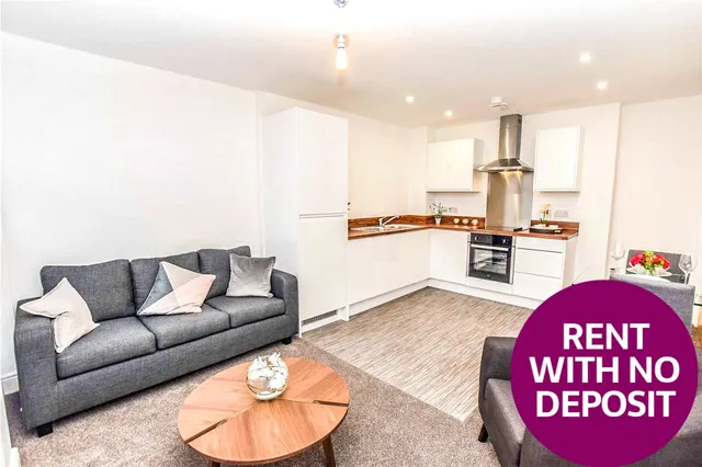 Benbow Street, Sale, M33, photo 1