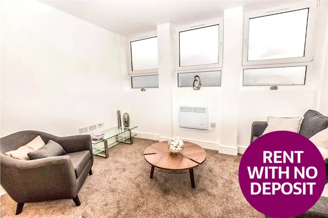 Benbow Street, Sale, M33, photo 3