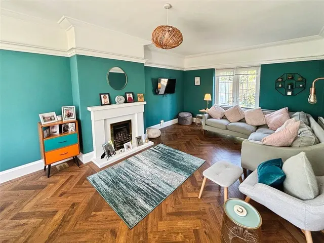 The Grove, Wheatley Hills, DN2, photo 3