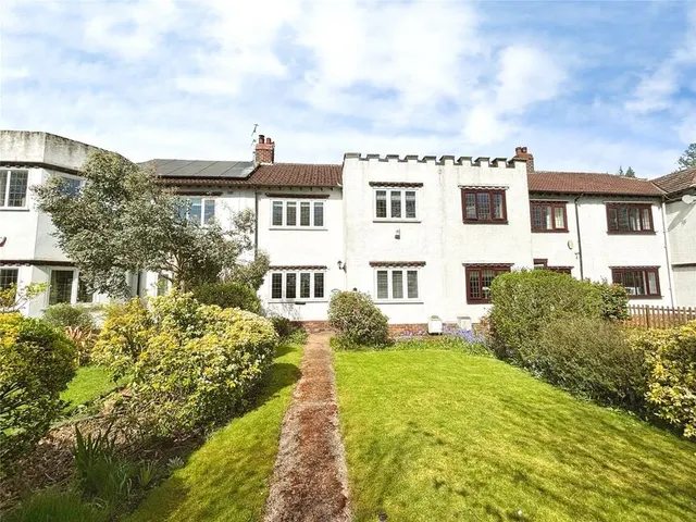 The Grove, Wheatley Hills, DN2, photo 1