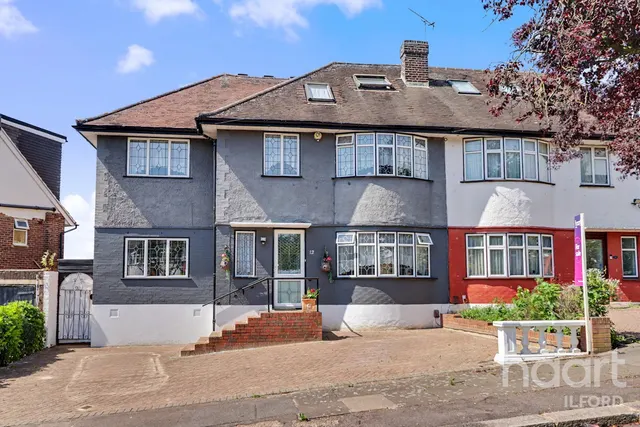 Wells Gardens, Ilford, IG1, photo 2