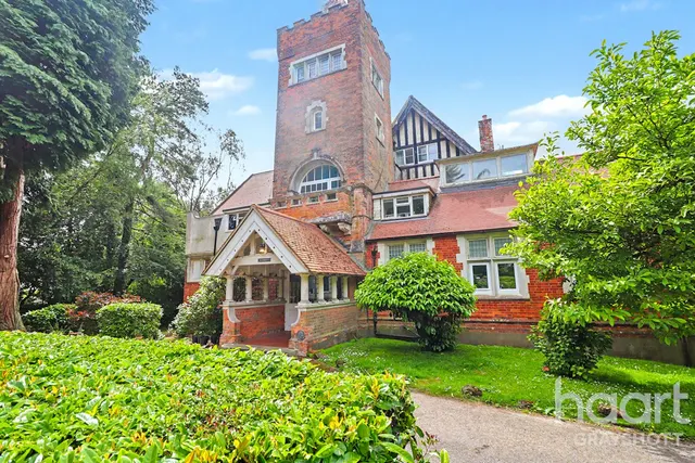 Tower Road, Hindhead, GU26, photo 1