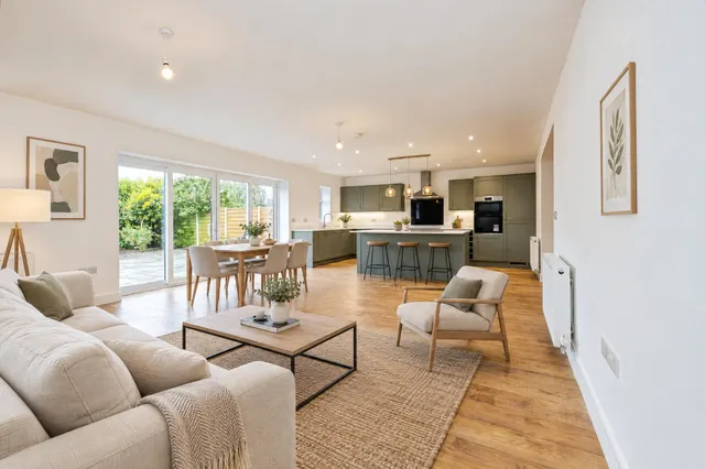 Lincoln Road, North Hykeham, LN6, photo 2