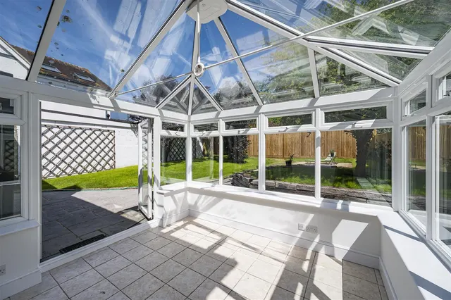 Bramber Road, Seaford, photo 3