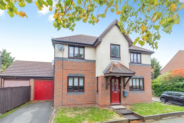 Dulverton Drive, Furzton, MK4, photo 1