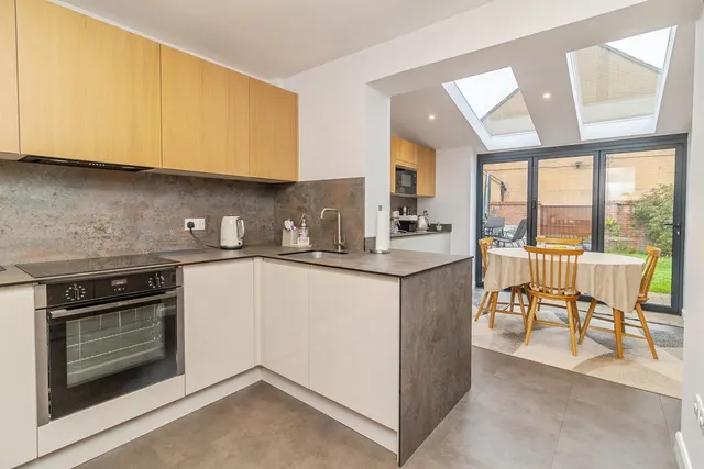 Dulverton Drive, Furzton, MK4, photo 3