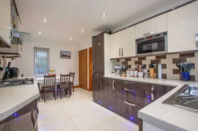 Miles Hill View, Leeds, LS7, photo 3