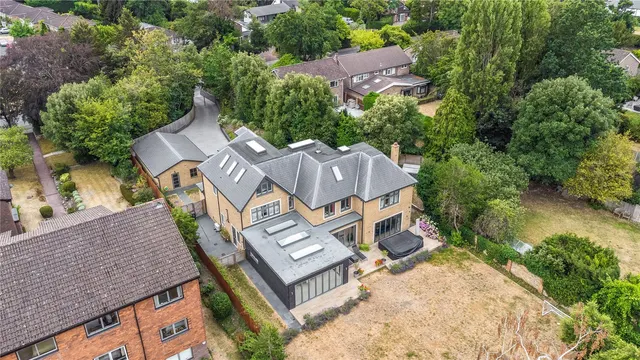 Chislehurst Road, Chislehurst, BR7, photo 1