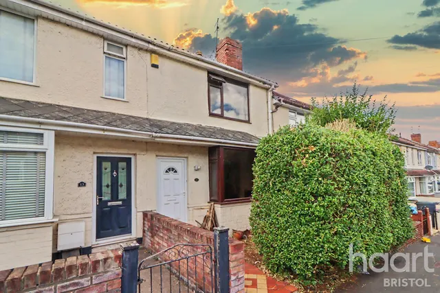 Hengrove Avenue, Bristol, BS14, photo 2