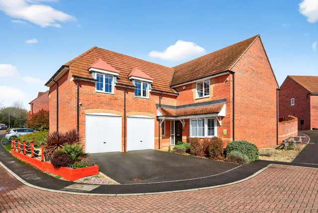 Cartmel Drive, Corby, NN18, photo 1