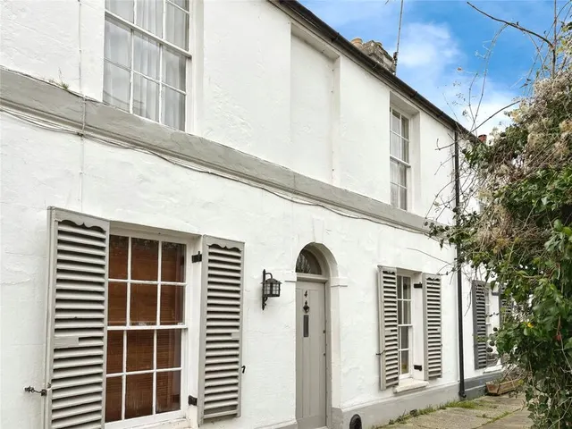 Stour Street, Canterbury, Kent, CT1, photo 1