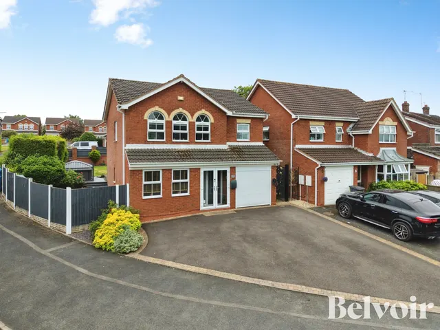 Honeysuckle Way, Great Wyrley, Walsall, WS6, photo 1